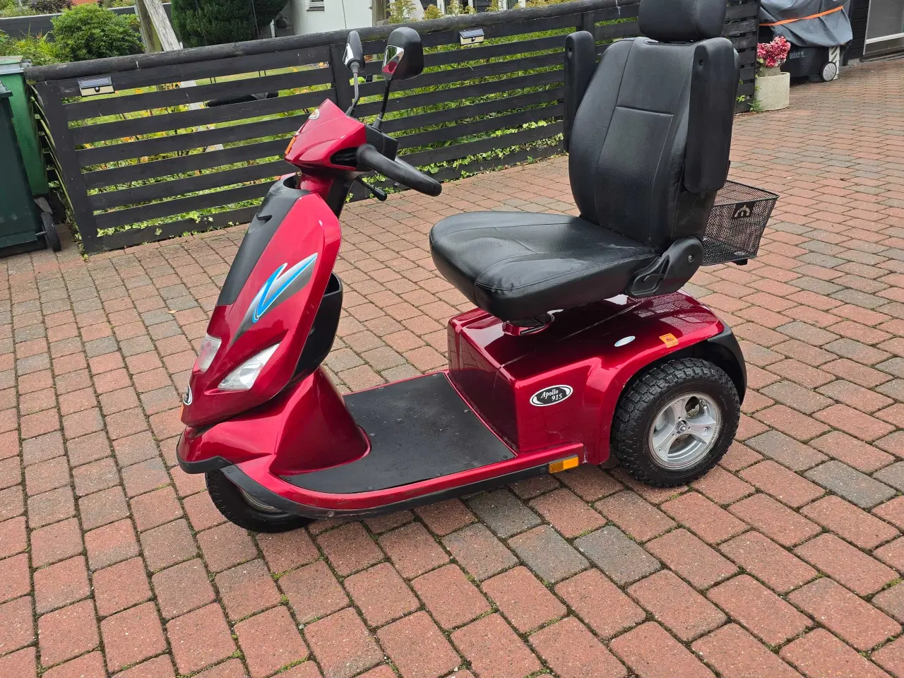 Billede 3 - Elscooter 3 hjulet Apollo 918