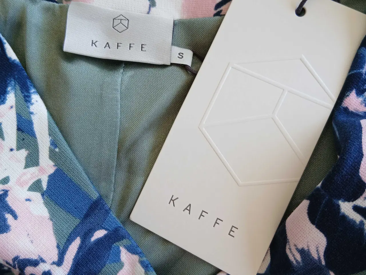 Billede 7 - Kjole. Kaffe. Small/36