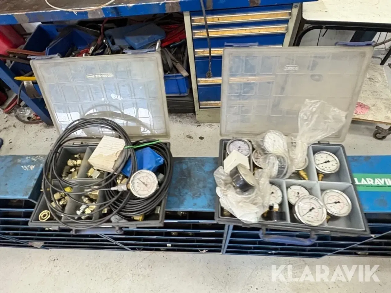Billede 11 - Reoler med fittings