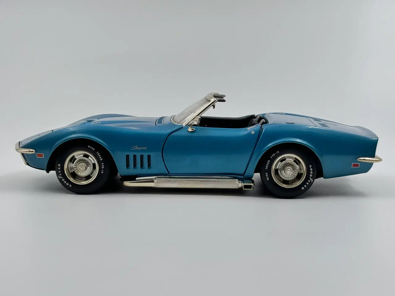 Billede 2 - 1969 Corvette Stingray Convertible - 1:18 