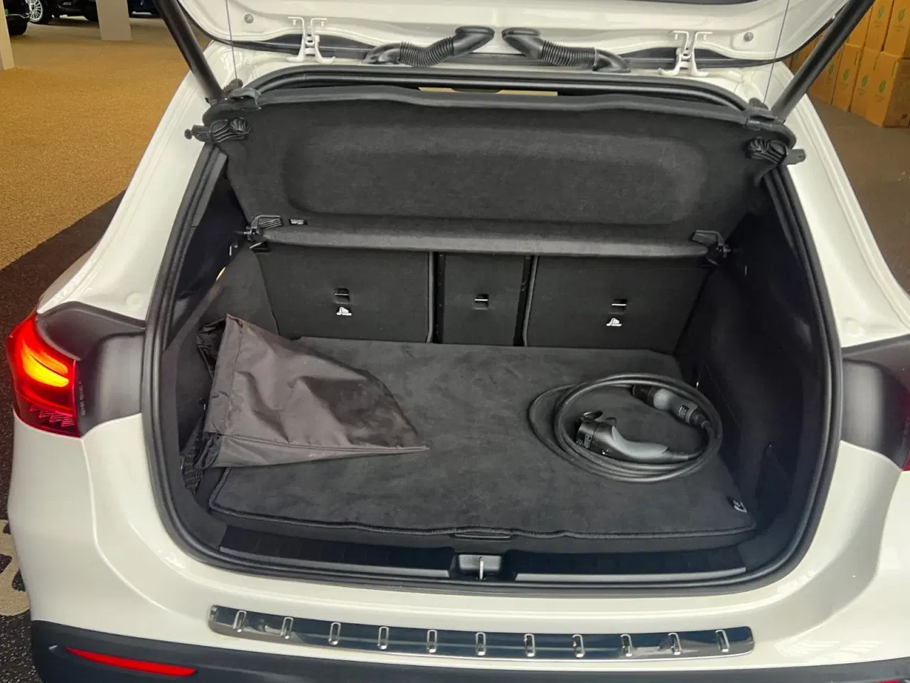 Billede 14 - Mercedes EQA250+  Progressive