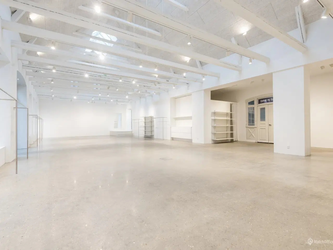 Billede 3 - Charmerende butik. klinik, kontor eller café i Kirkegade