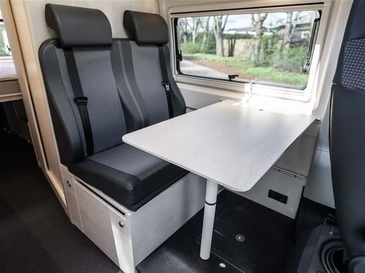 Billede 7 - 2026 - Tourne 6.0 Cruise aut. gear - Black   Den originale Tourne