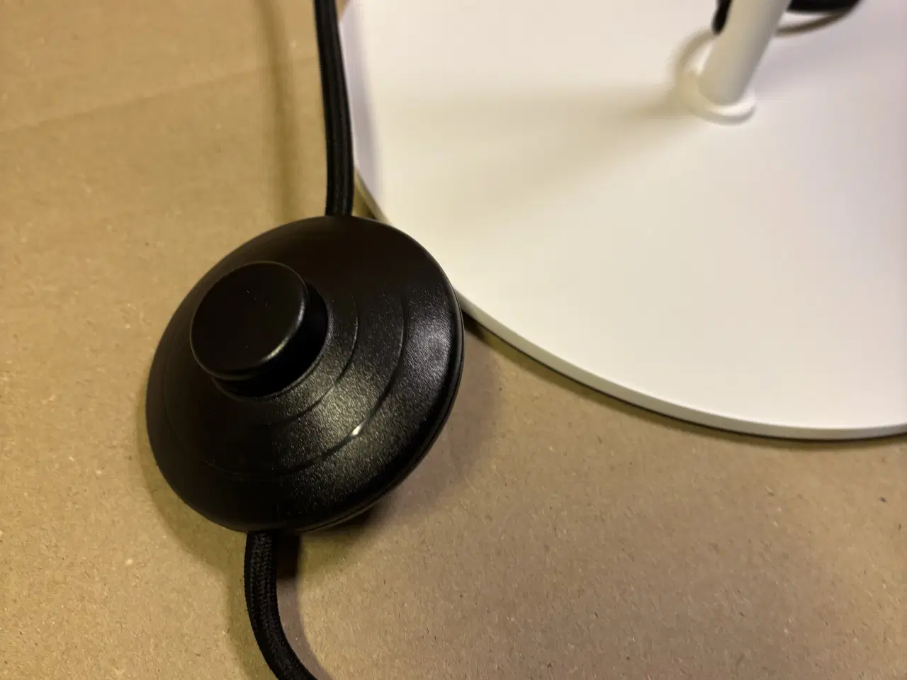 Billede 5 - Gulvlampe hvid