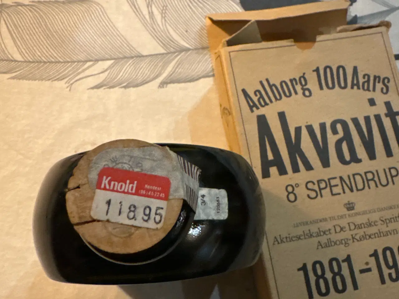 Billede 3 - Aalborg 100 Aars Akvavit