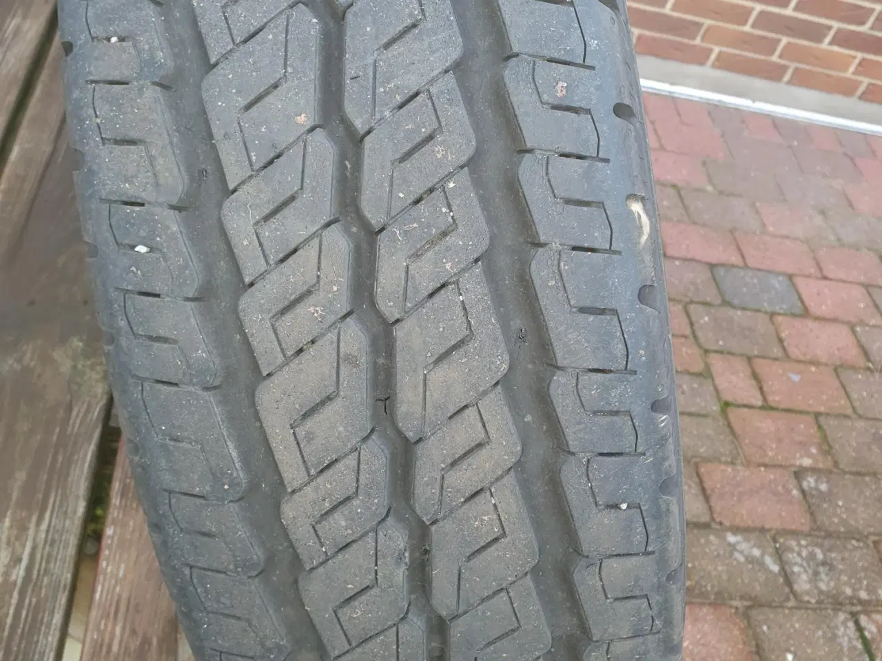 Billede 1 - 4 stk. Continental sommerdæk 225/75x16 CP  