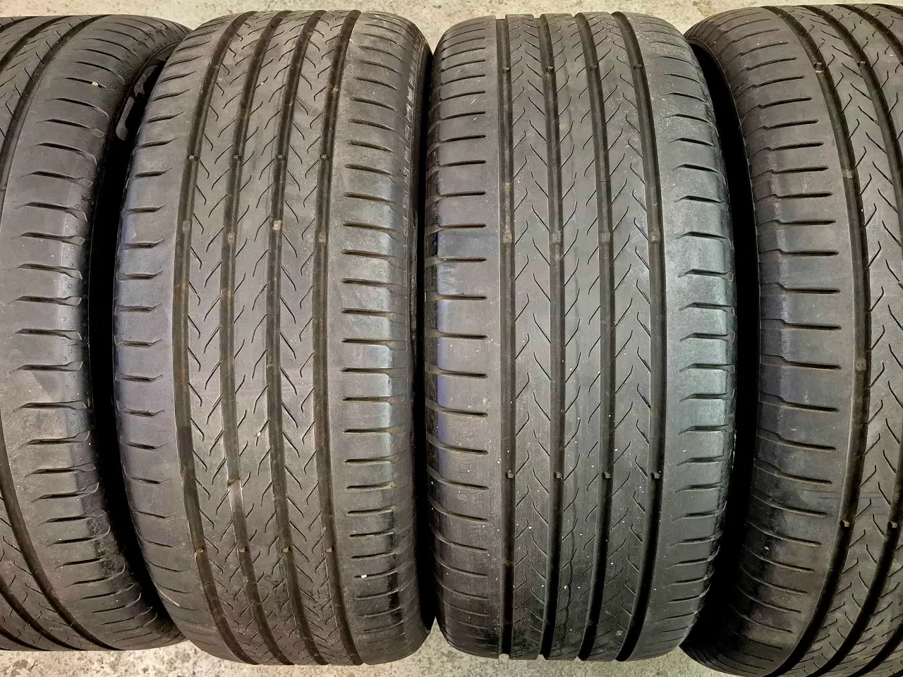 Billede 10 - 255 45 R19 / 235 50 R19 SOMMERDÆK NÆSTEN NYE