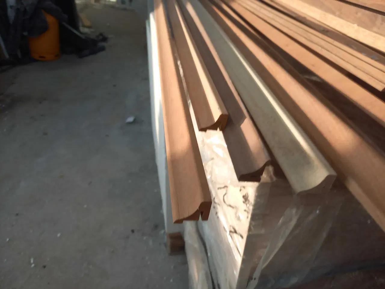 Billede 2 - Hulkel lister 30×30mm