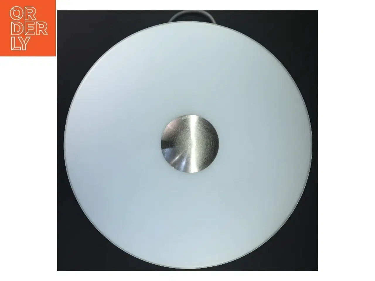 Billede 2 - Bordlampe med metalstamme og hvid glasskærm (str. 29 x ø26 cm)