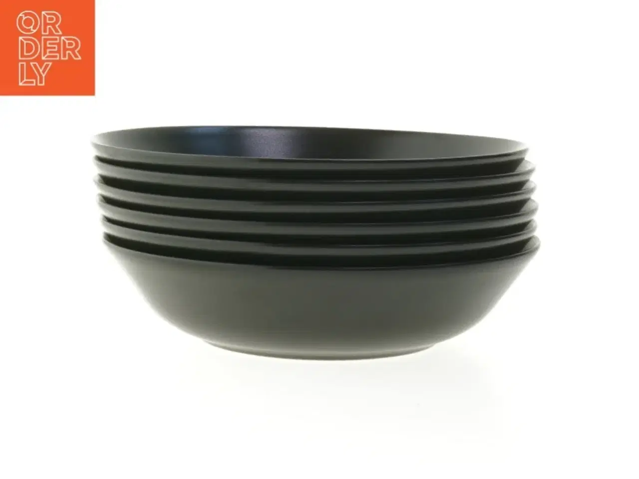 Billede 2 - Sorte dybe tallerkener fra IKEA (str. Ø 22x5 cm)
