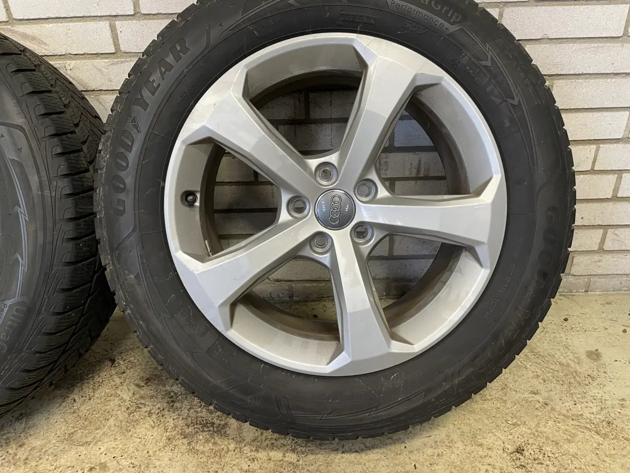 Billede 4 - 18 Audi Q5 235/60r18 Ref.257 vinter