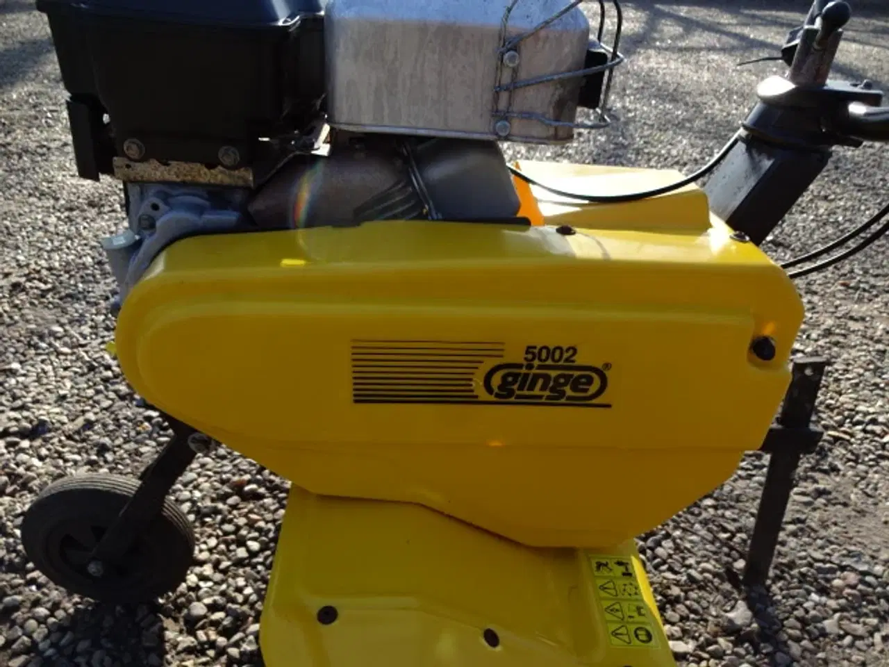 Billede 2 - Havefræser Ginge 5002