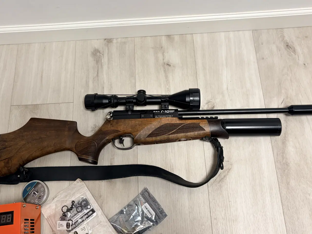 Billede 6 - PCP luftgevær BSA R10  .177  10skud magasin 