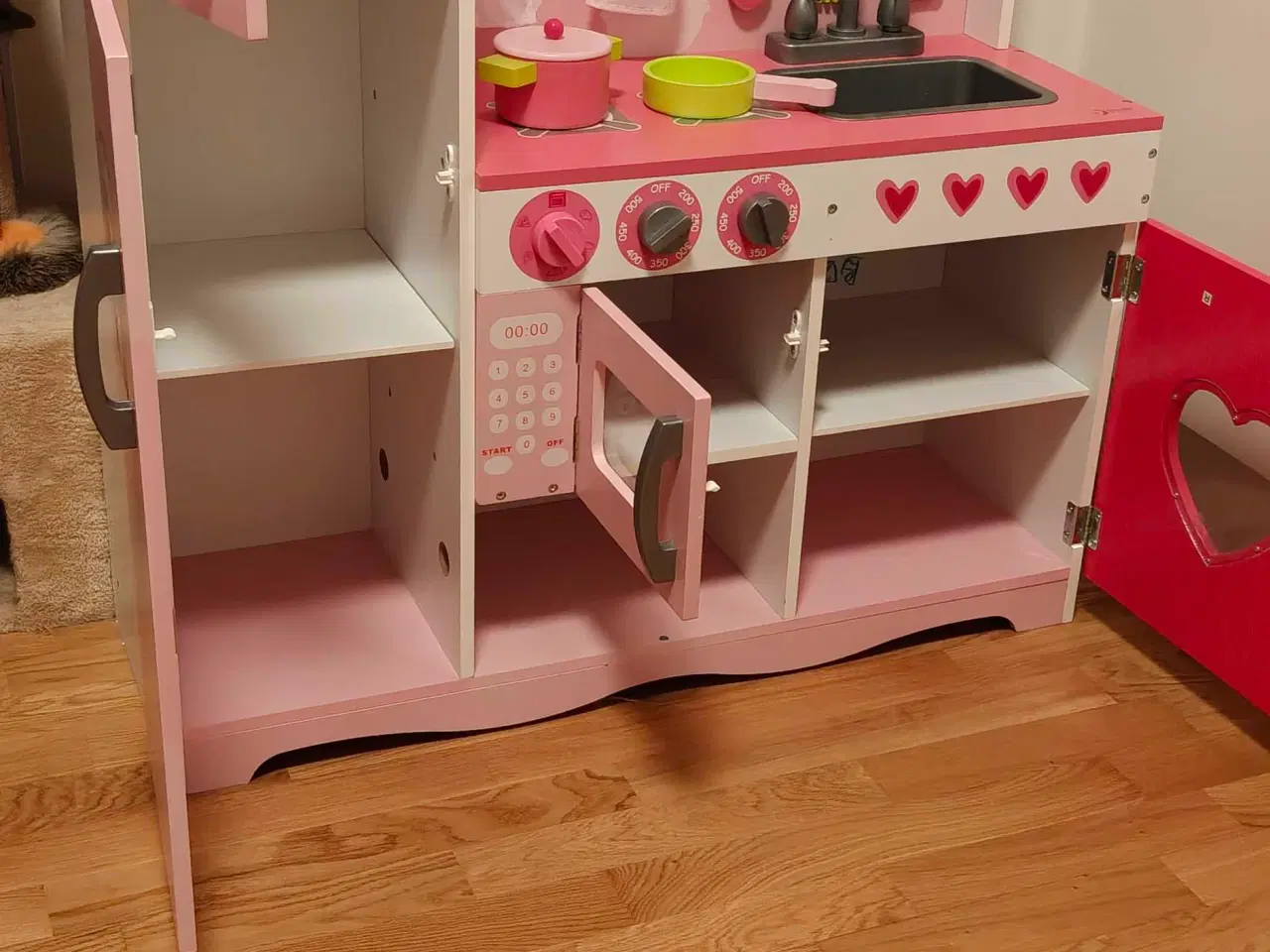 Billede 4 - Classic World Pink Træ legekøkken til børn