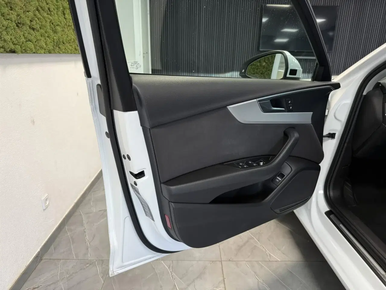 Billede 23 - Audi A4 Avant 2,0 TDI S Tronic 150HK Stc 7g Aut.