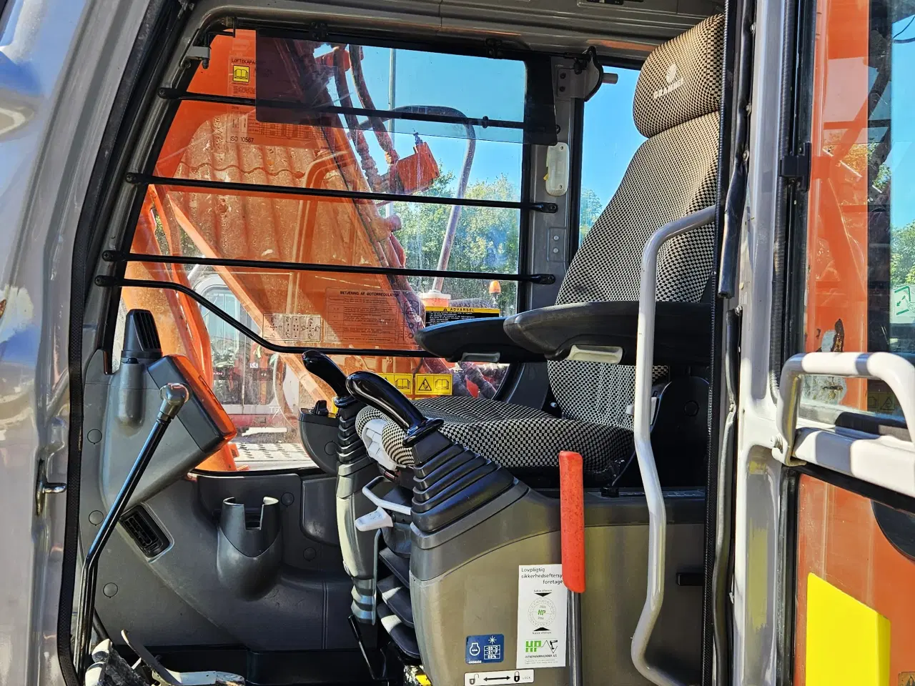 Billede 14 - Hitachi ZX110 / 10 tons / brede bånd / skovlsæt