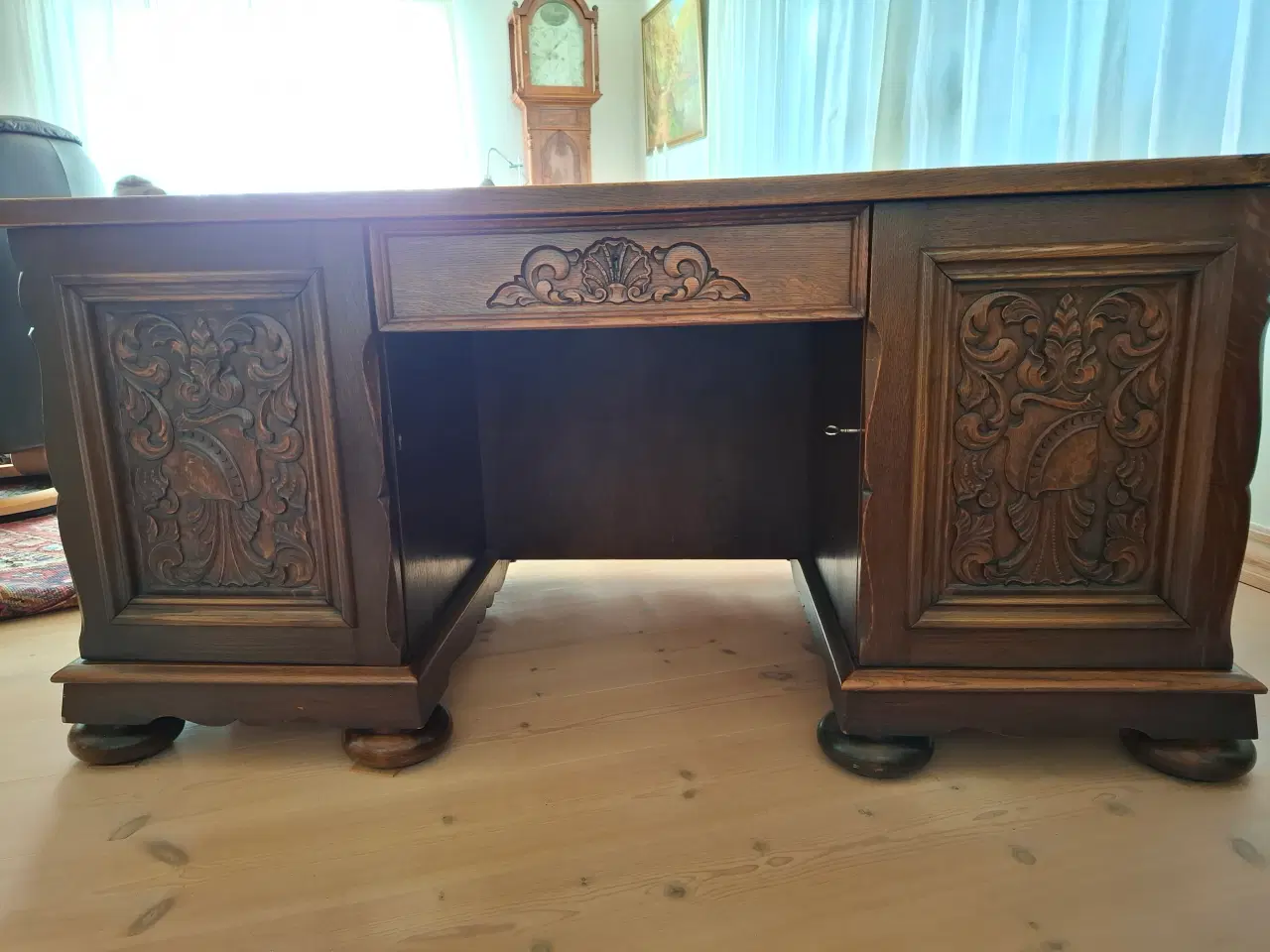 Billede 1 - Skrivebord i eg