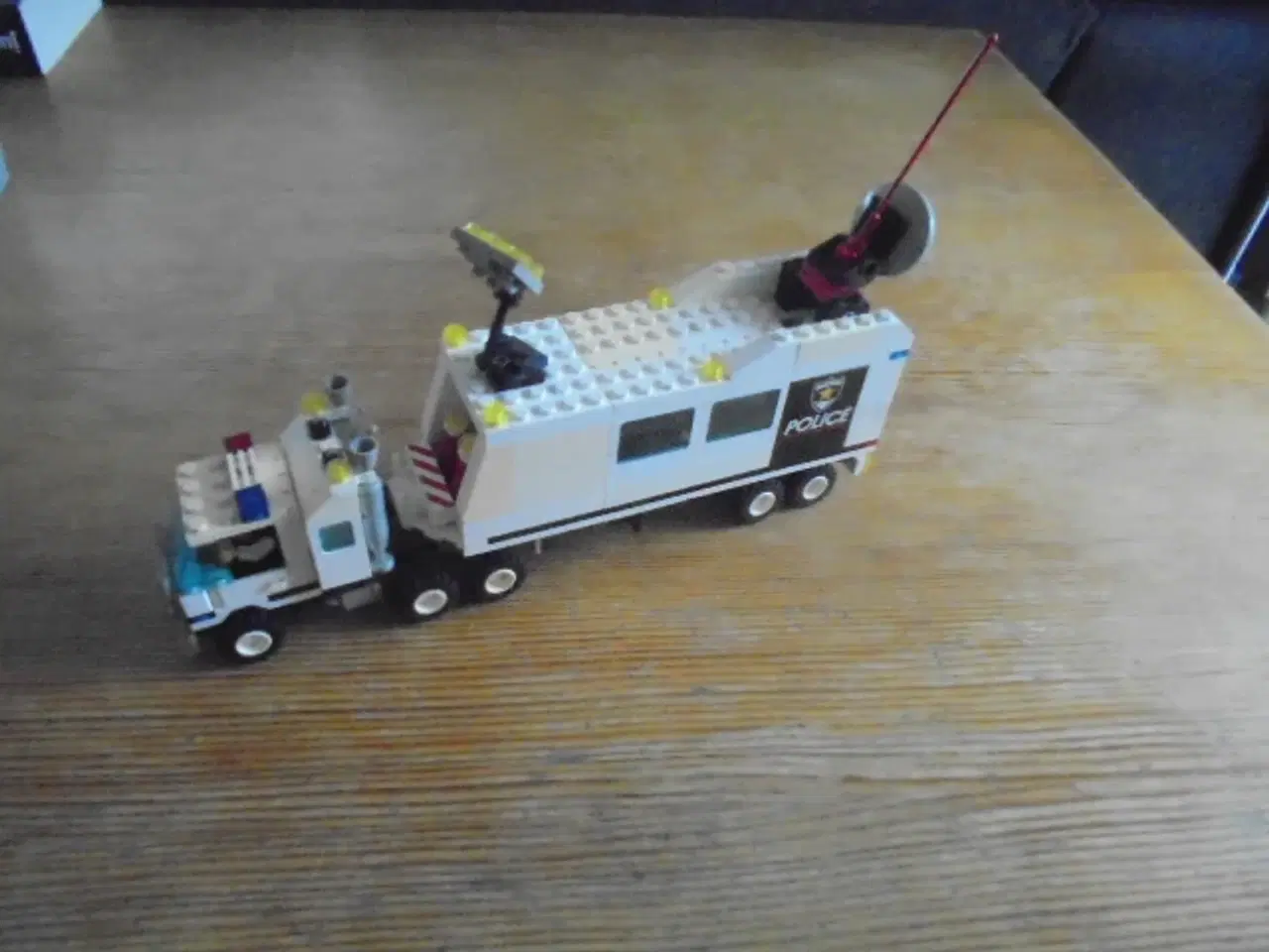 Billede 2 - LEGO 6348 – Surveillance Squad   