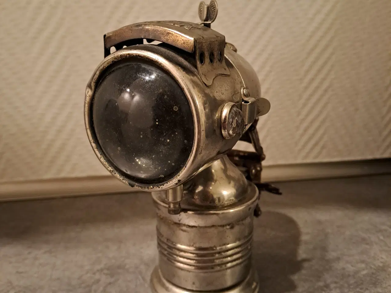 Billede 1 - BAUER MC lygte 100år Karabid lampe