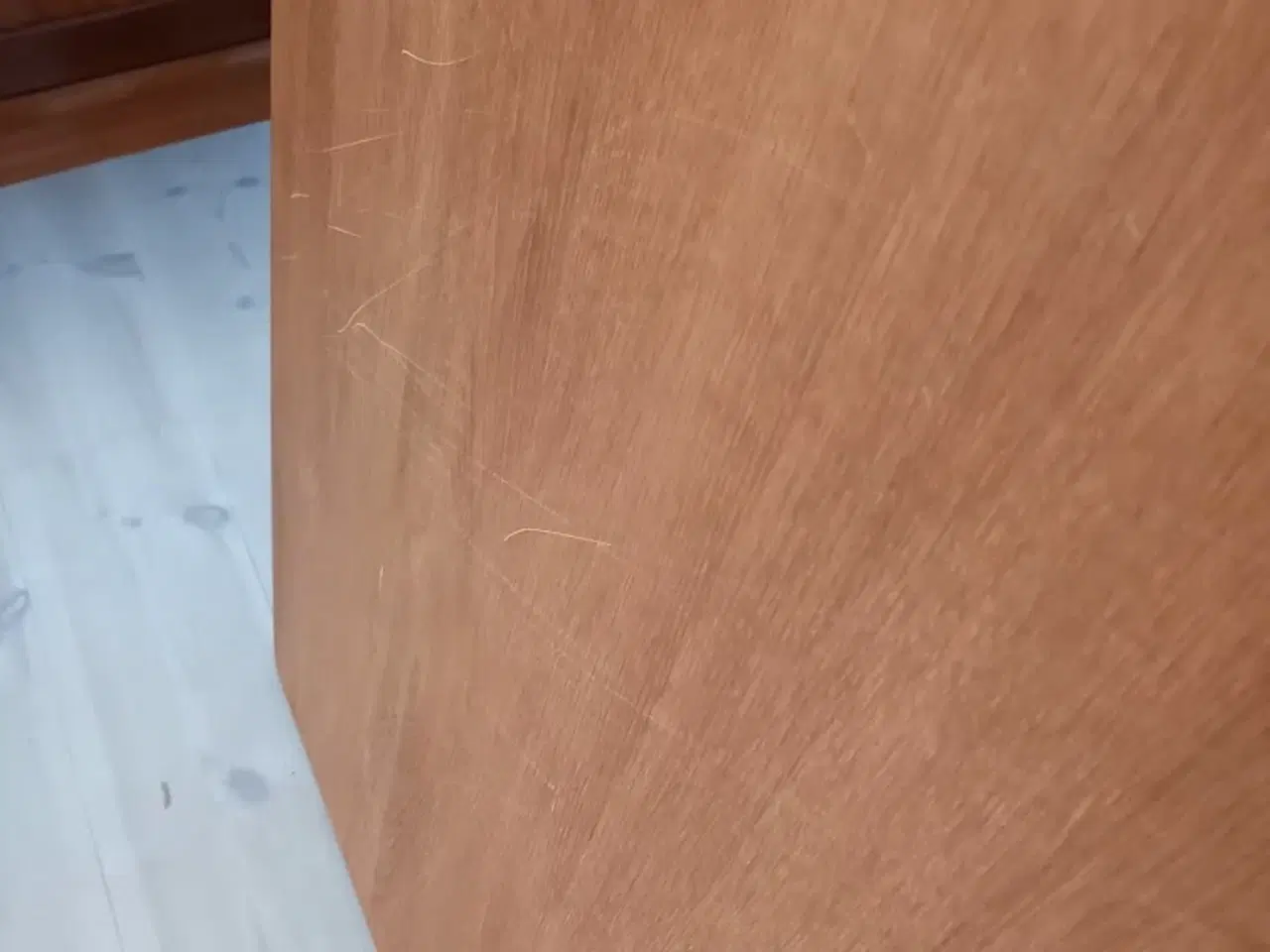 Billede 3 - Massivt egetræs sofabord