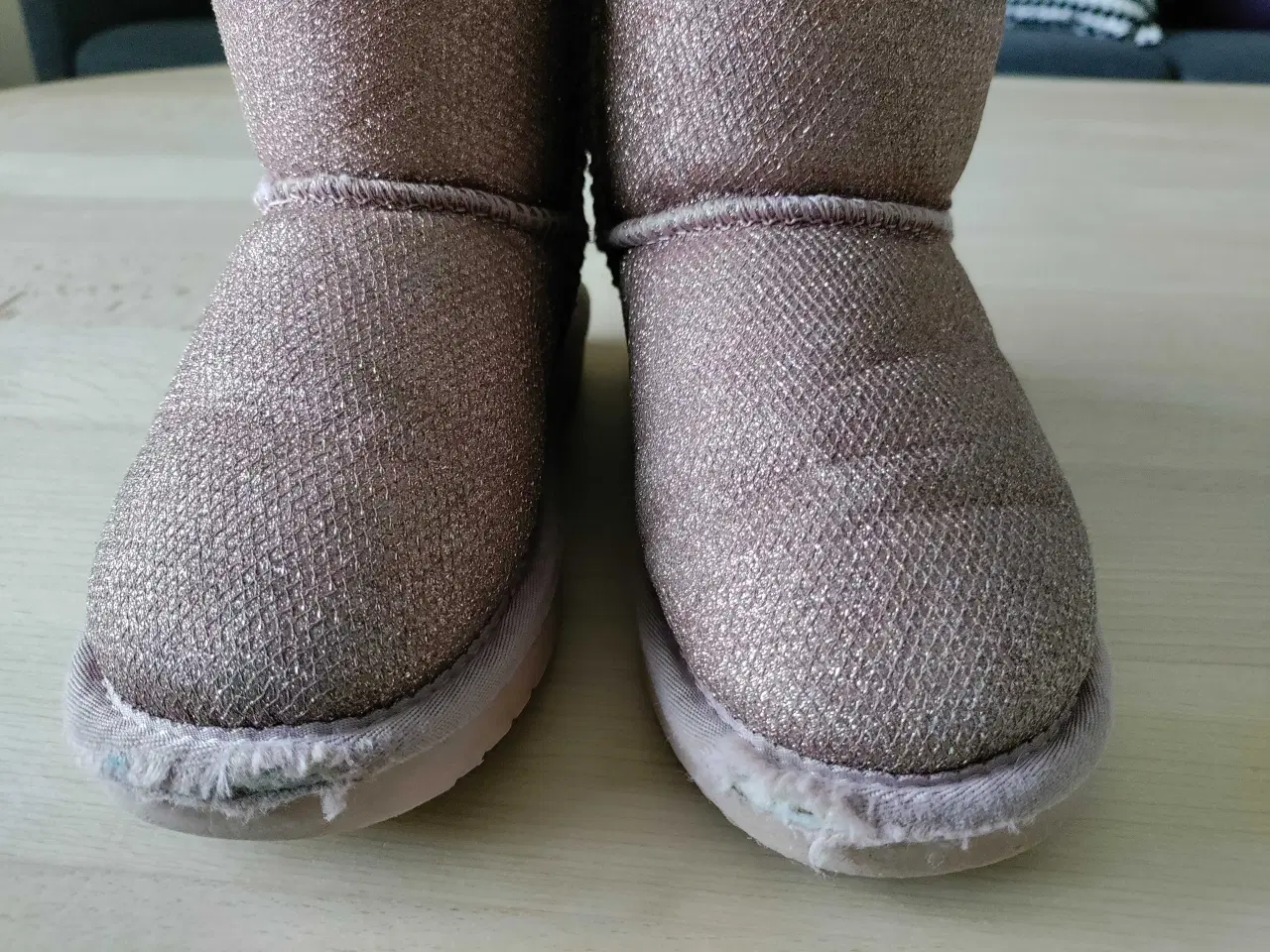 Billede 7 - Sofie Schnoor støvler med glimmer str 28
