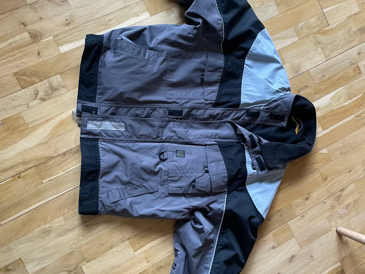 Billede 3 - Arbejdssæt str L, bestående af jakke og selebukser