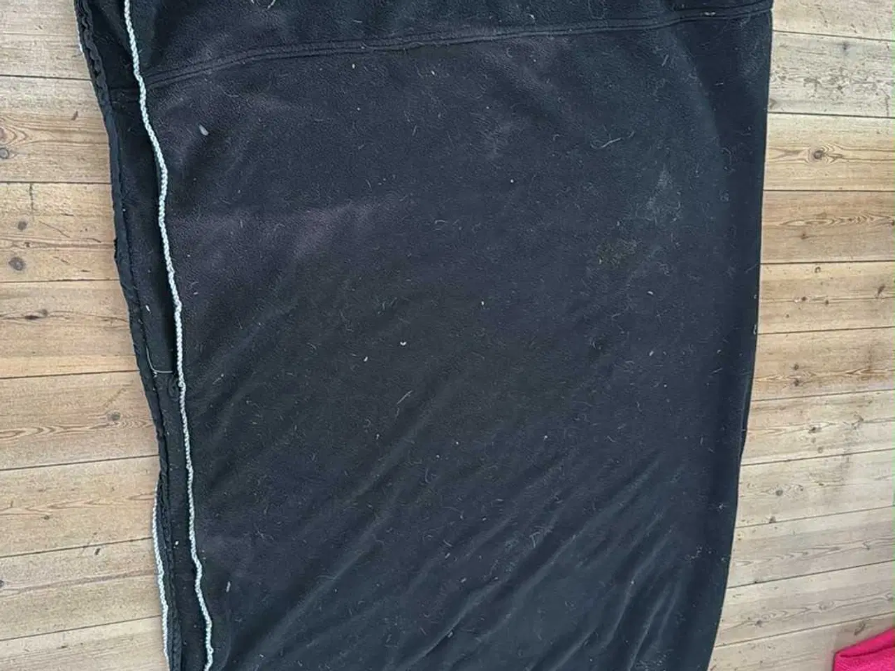 Billede 2 - Fleece dækken str 160