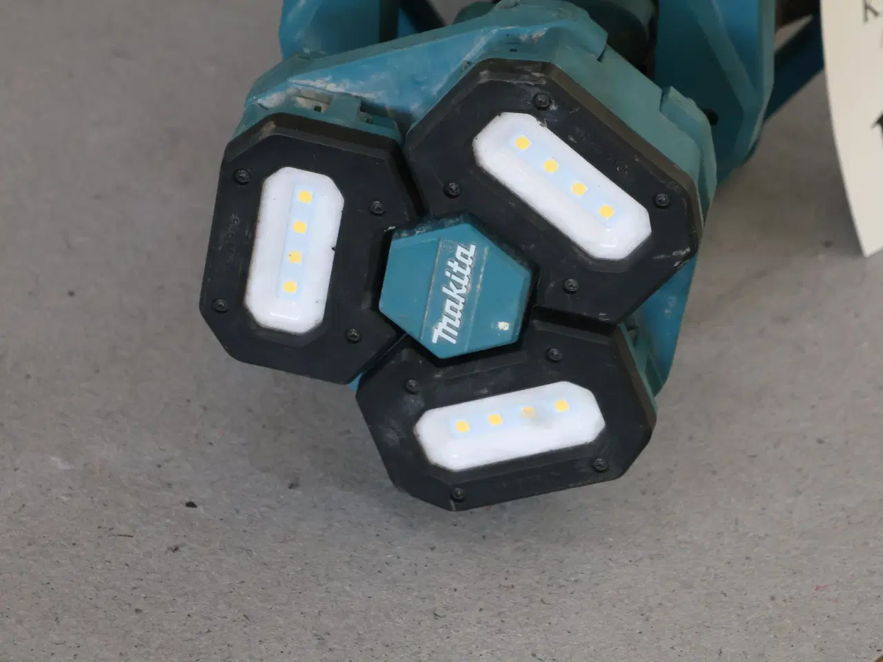 Billede 3 - Makita DML 814 akku led arbejdslampe