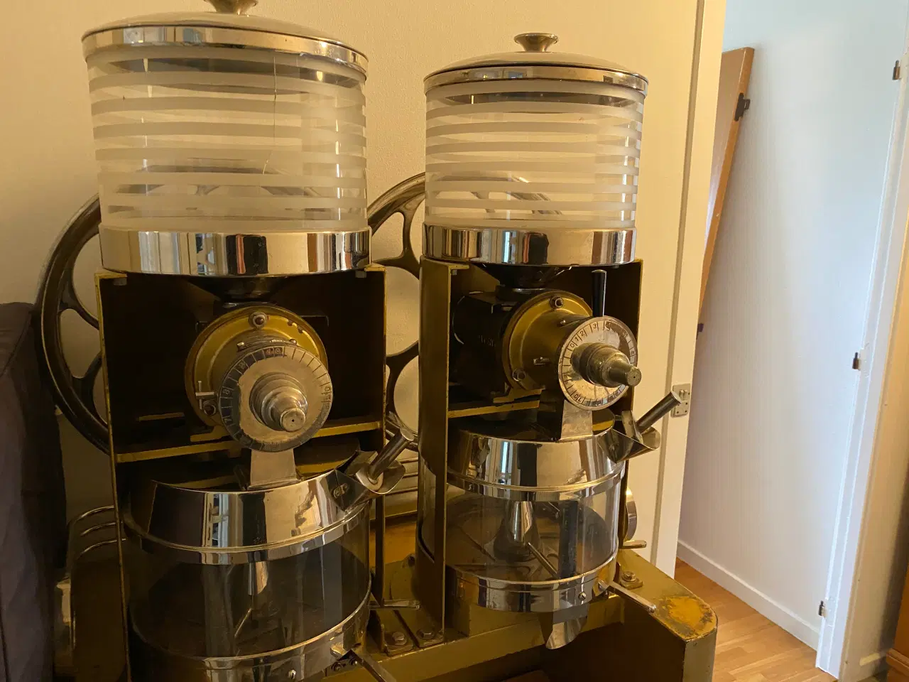 Billede 1 - kaffemølle A Jørgensen