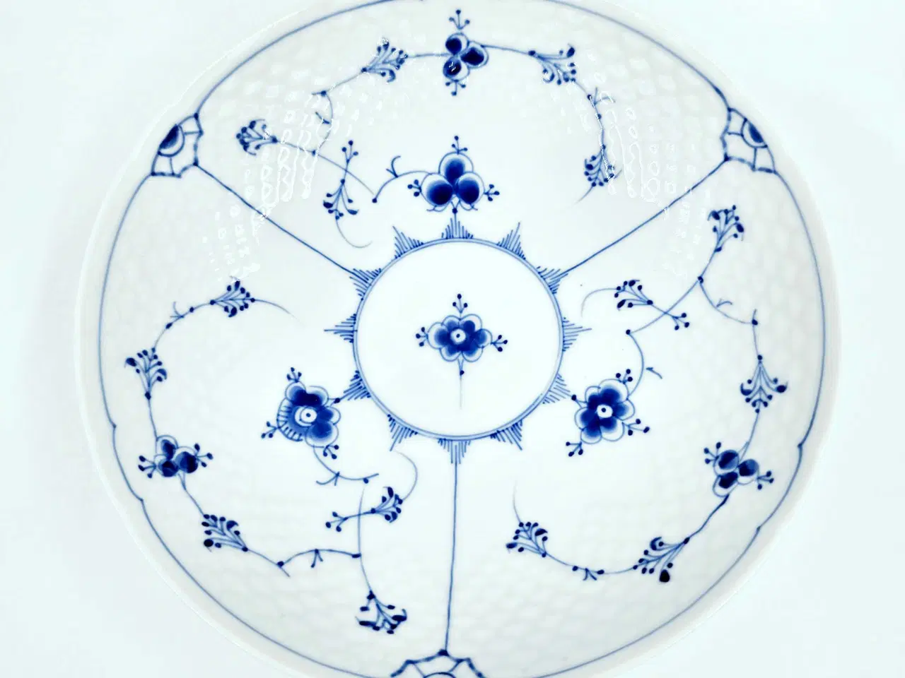 Billede 7 - Musselmalet Skål På Lav Fod Blåmalet Porcelæn 