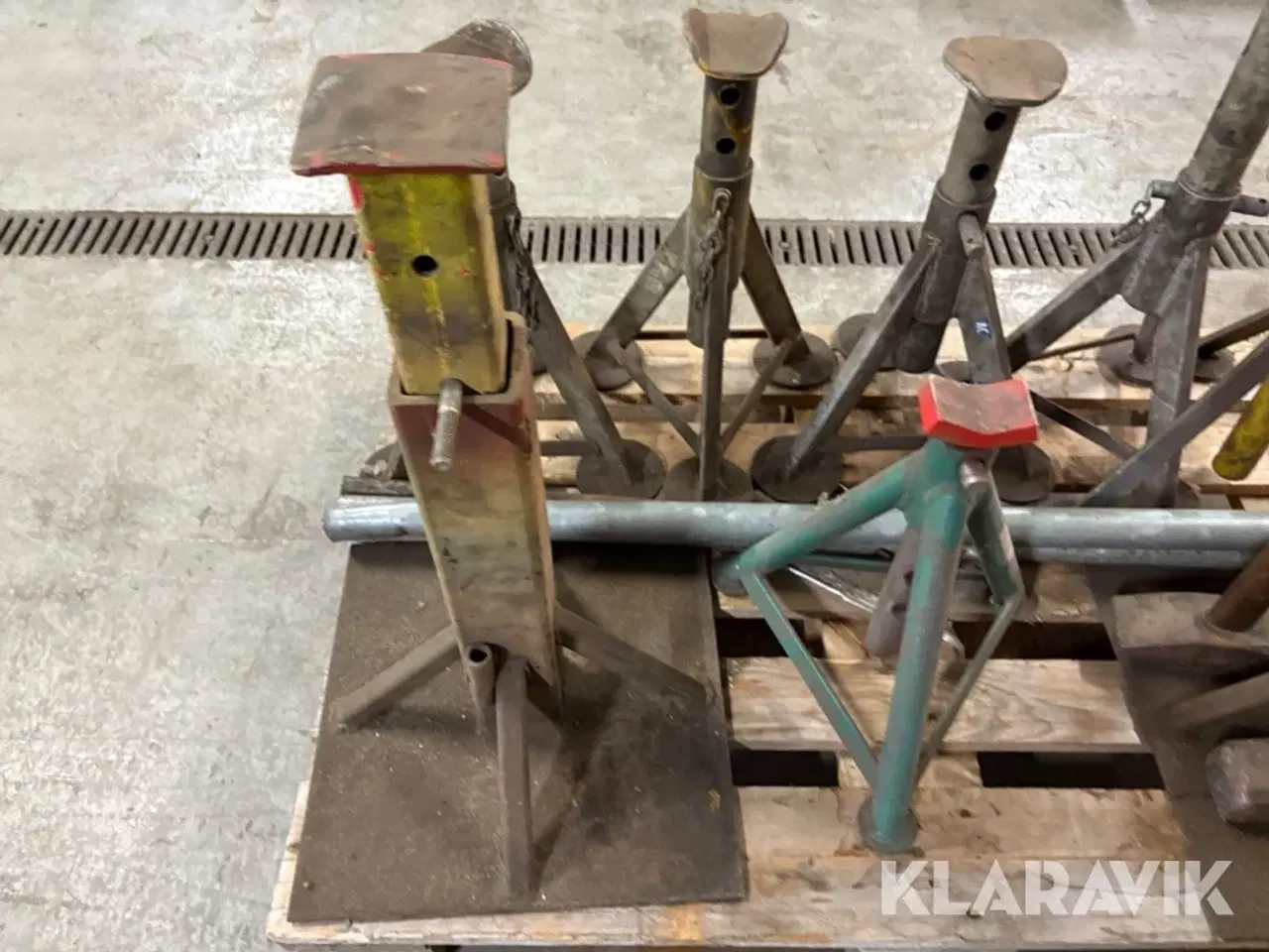 Billede 7 - Støttebukke og hammere