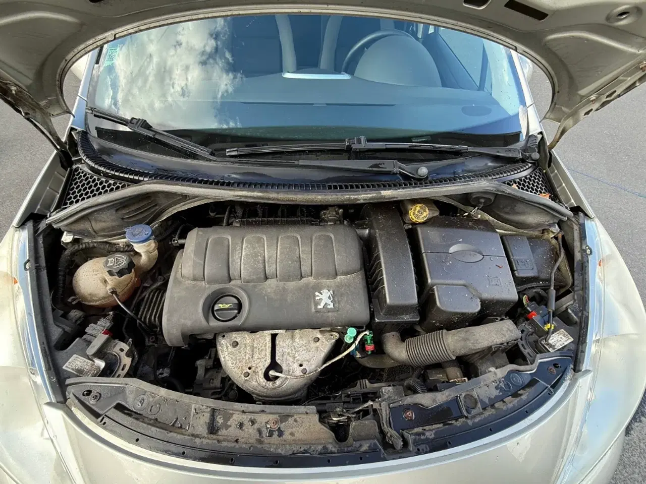 Billede 9 - Peugeot 207 - nysynet & lav km-tal