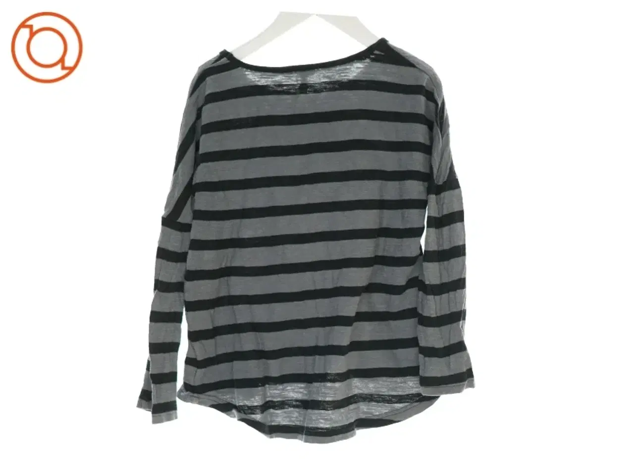 Billede 2 - Bluse med striber (str. 7-8 år)