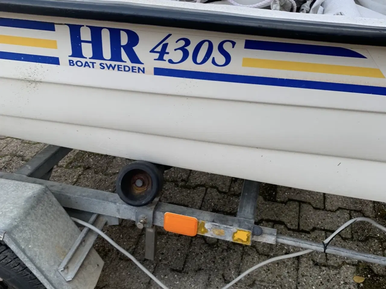 Billede 3 - Jolle med 6 hestes motor 