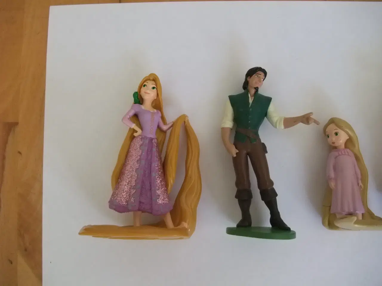Billede 3 - To På Flugt Figurer