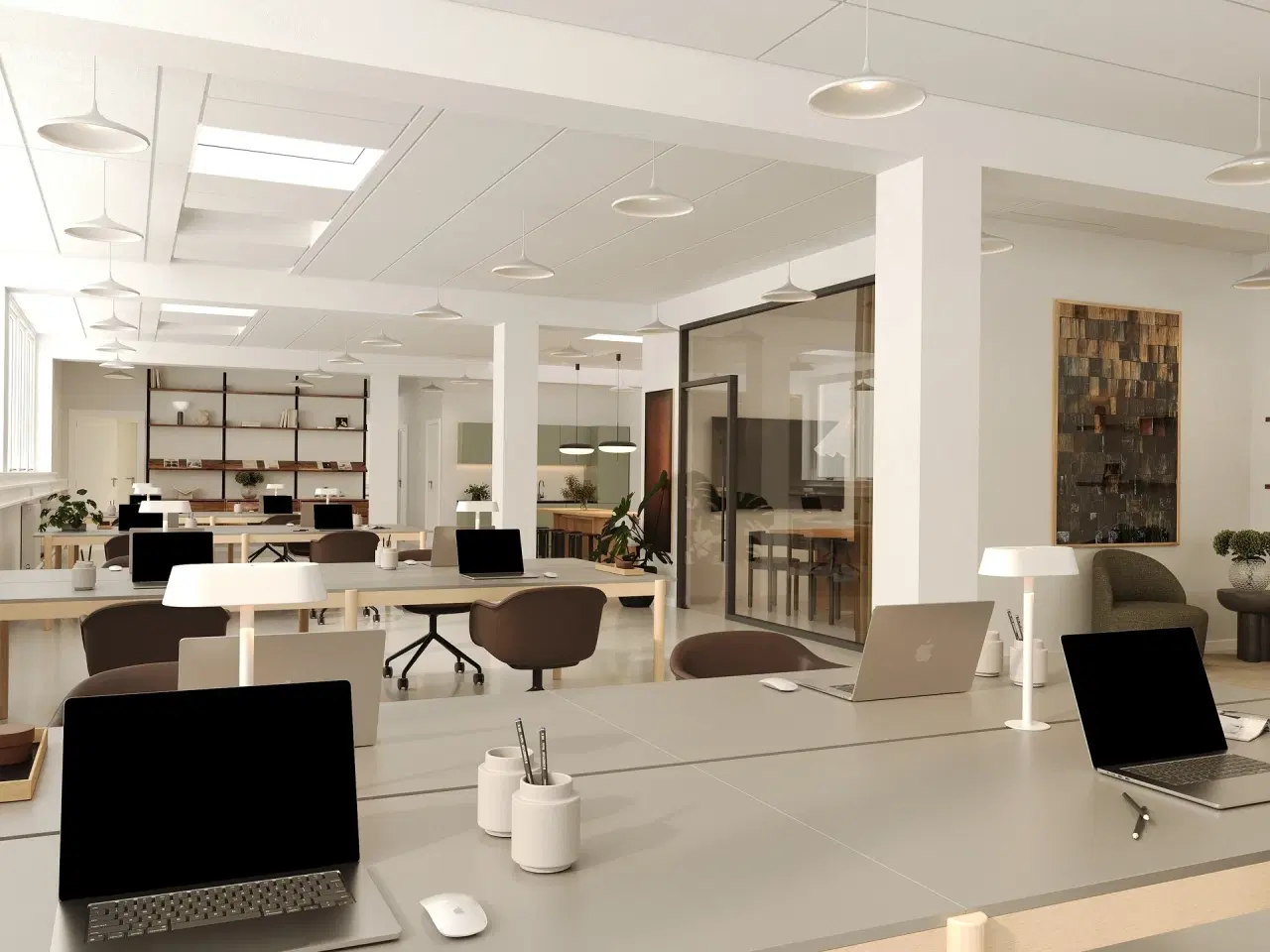 Billede 2 - Indbydende og effektivt kontor i NV