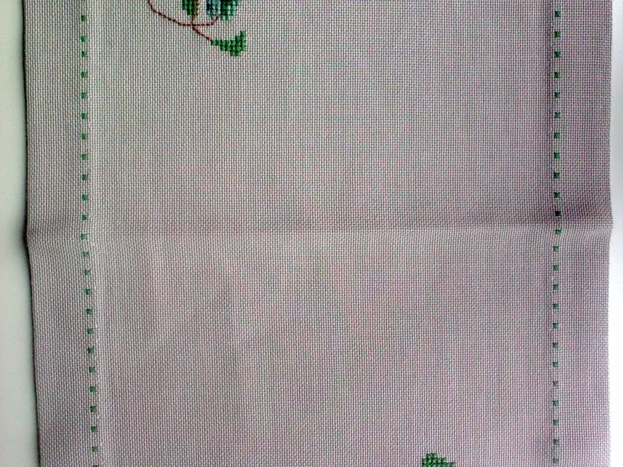 Billede 6 - Forår farver natur løber korssting el DK krukke 