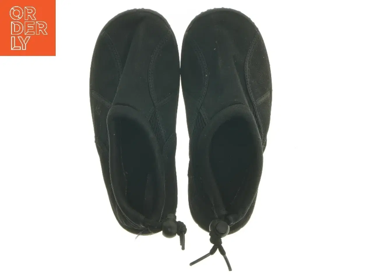 Billede 5 - Sort vandsko til børn (str. længde 21 cm)