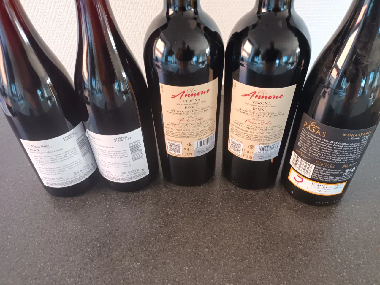 Billede 2 - Rødvin 5 flasker god vin. Samlet 250 kr.