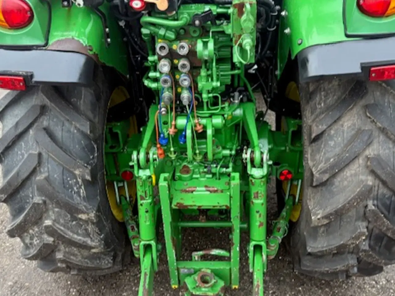 Billede 8 - John Deere 5105GF FRONTLIFT. HJUL MED GRÆSDÆK MEDFØLGER