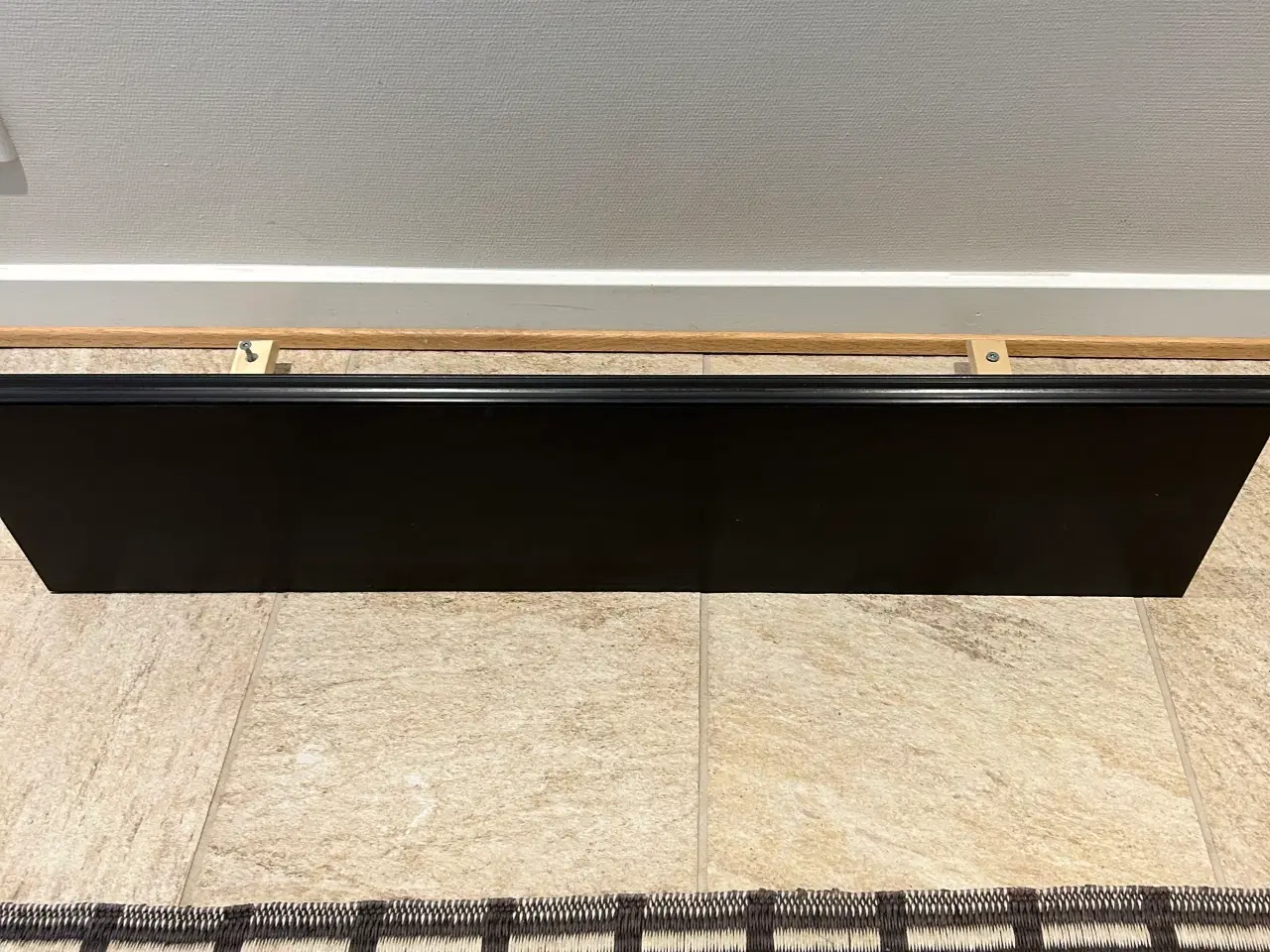 Billede 3 - Sort IKEA hylde 80 x 20