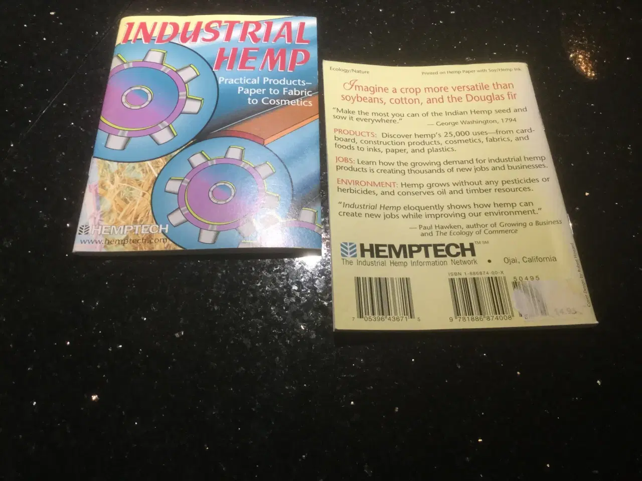 Billede 1 - Bog om Industrial Hemp