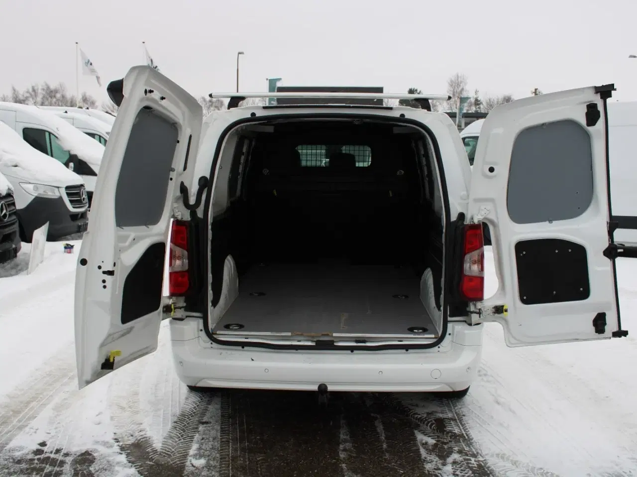 Billede 11 - Peugeot Partner 1,5 BlueHDi 130 L2V2 Plus EAT8 Van