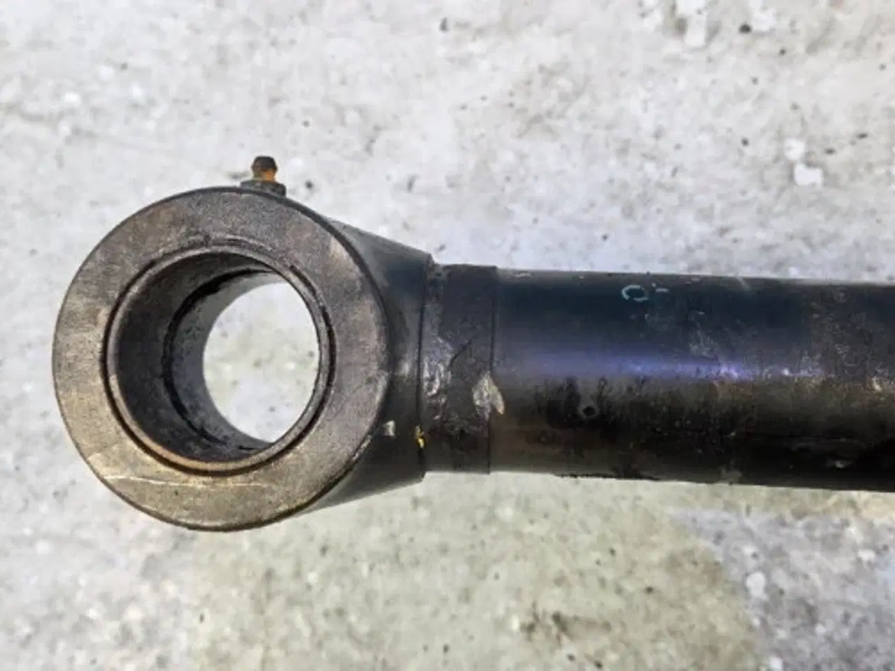 Billede 11 - New Holland LB115B Cylinder 85800070