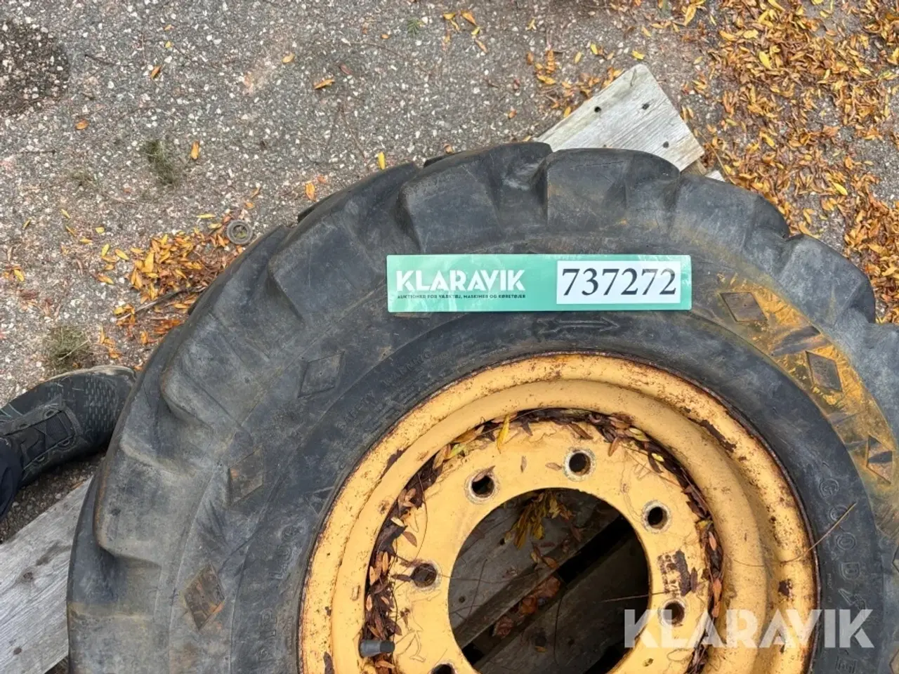 Billede 2 - Dæk Goodyear Sure grip lug