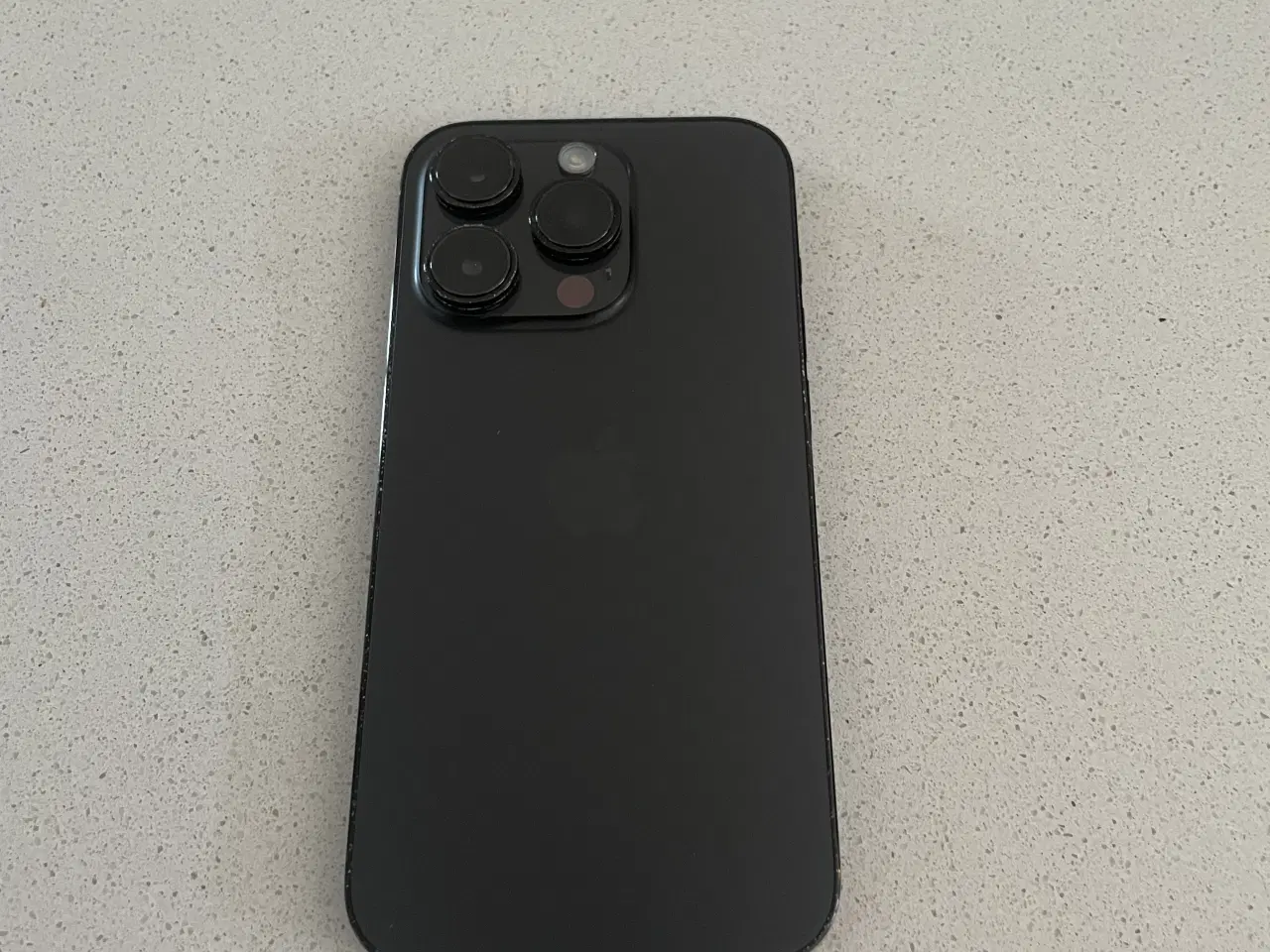Billede 1 - iPhone 14 Pro 128GB – fin stand + cover medfølger