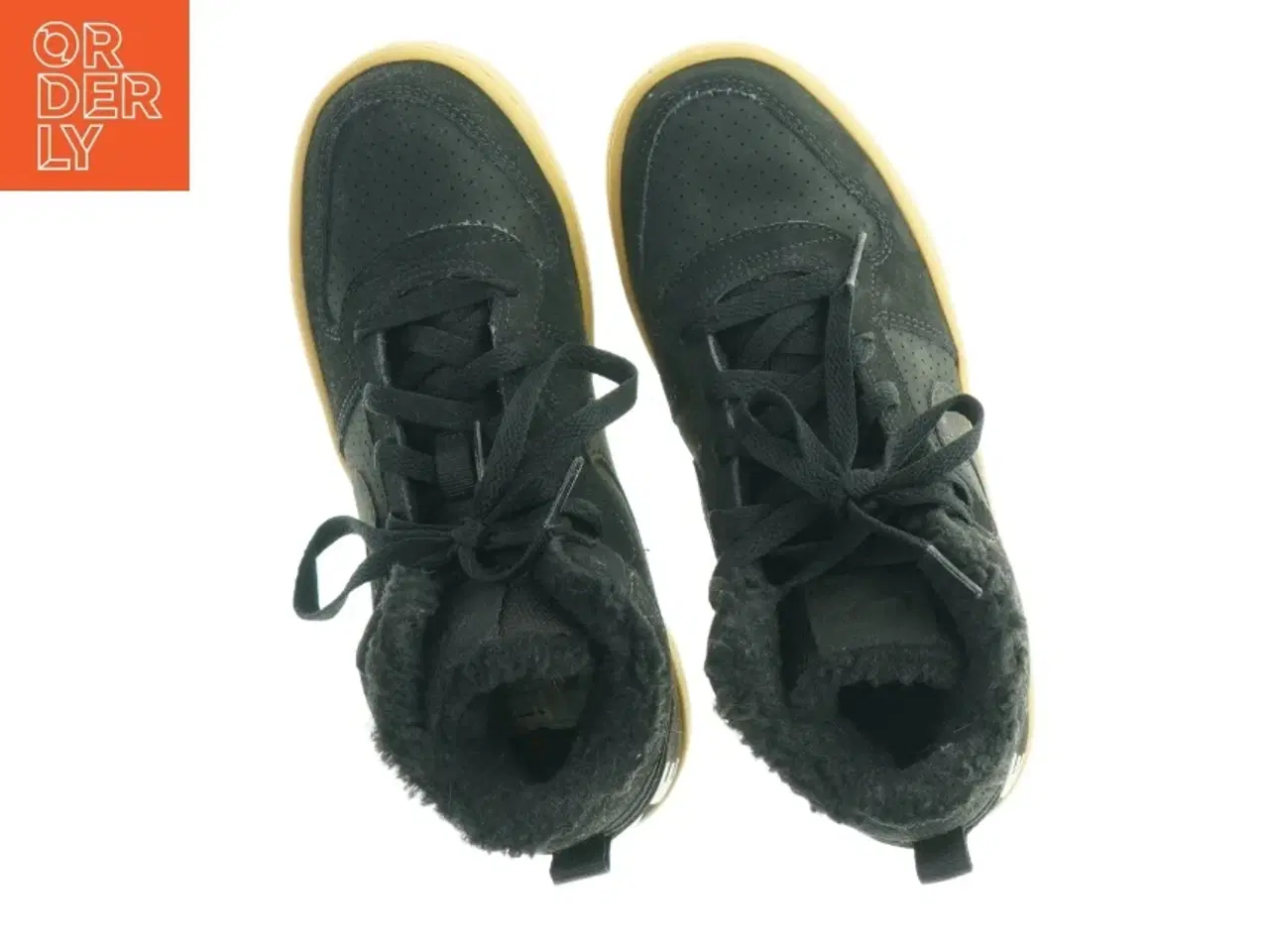 Billede 2 - Nike sneakers med foring / vinterstøvler (str. 36)