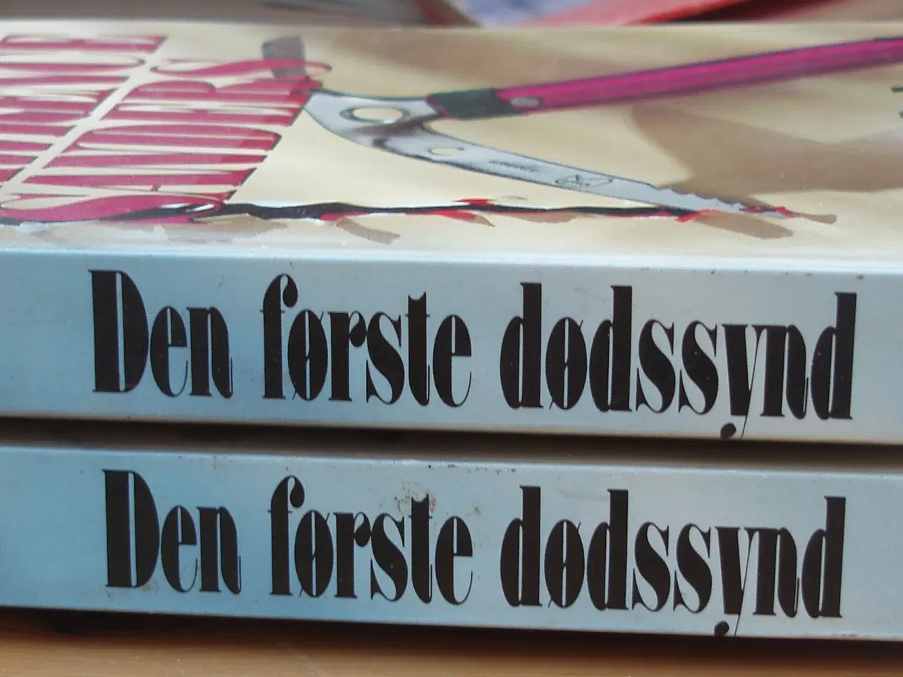 Billede 2 - Den første dødssynd af Lawrence Sanders