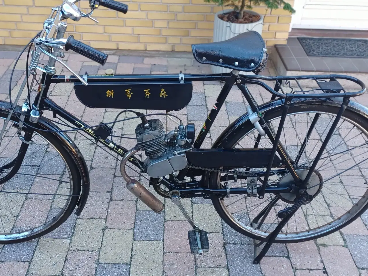 Billede 1 - Kinesercykel med motor