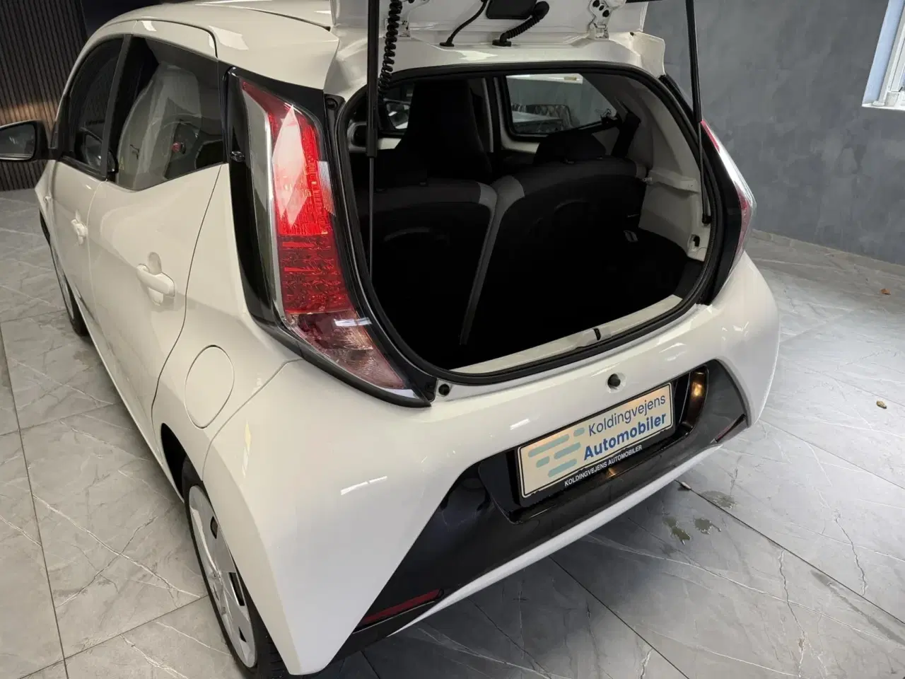 Billede 5 - Toyota Aygo 1,0 VVT-I X-Play + X-Touch 69HK 5d